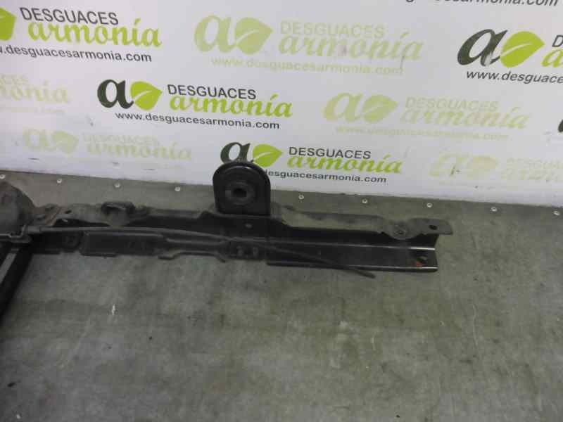 Recambio de travesaño superior para kia carnival 2.9 crdi vgt active referencia OEM IAM   