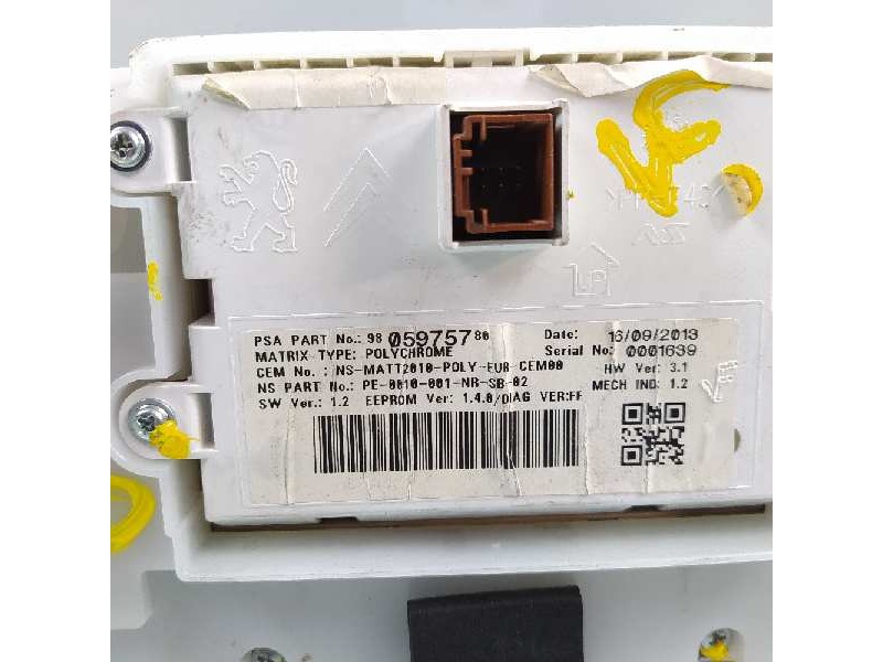 Recambio de cuadro instrumentos para peugeot 208 allure referencia OEM IAM 9806060380 9805975780 