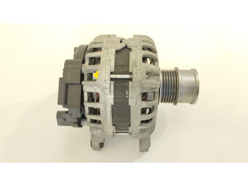 Recambio de alternador para seat arona fr referencia OEM IAM 04E903015A F000BL07DL 