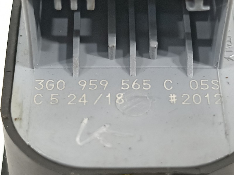 Recambio de mando retrovisor para volkswagen passat variant (3g5) advance bmt referencia OEM IAM 3G0959565C  