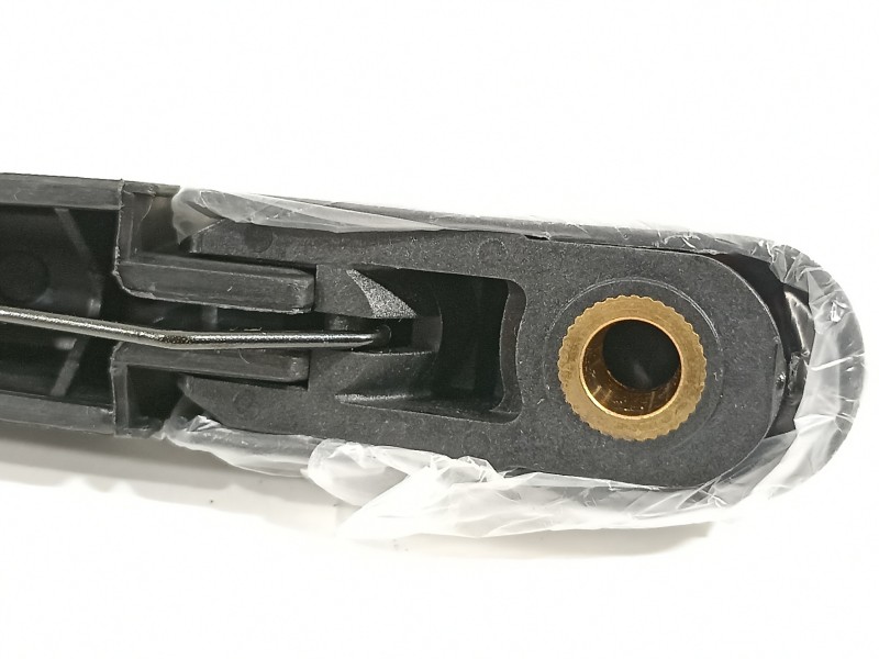 Recambio de brazo limpia trasero para peugeot 206 berlina gti referencia OEM IAM 6429R2  