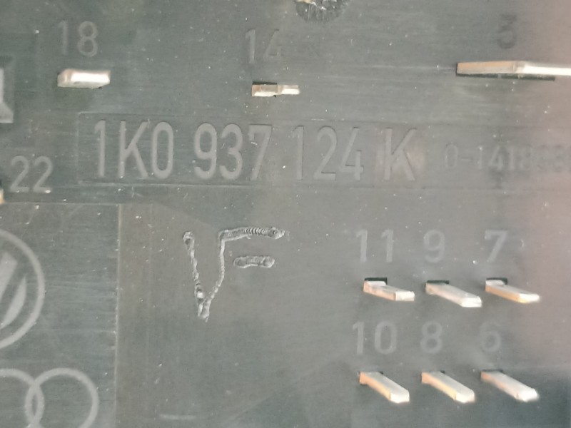 Recambio de caja reles / fusibles para seat altea (5p1) stylance / style referencia OEM IAM 1K0937124K  