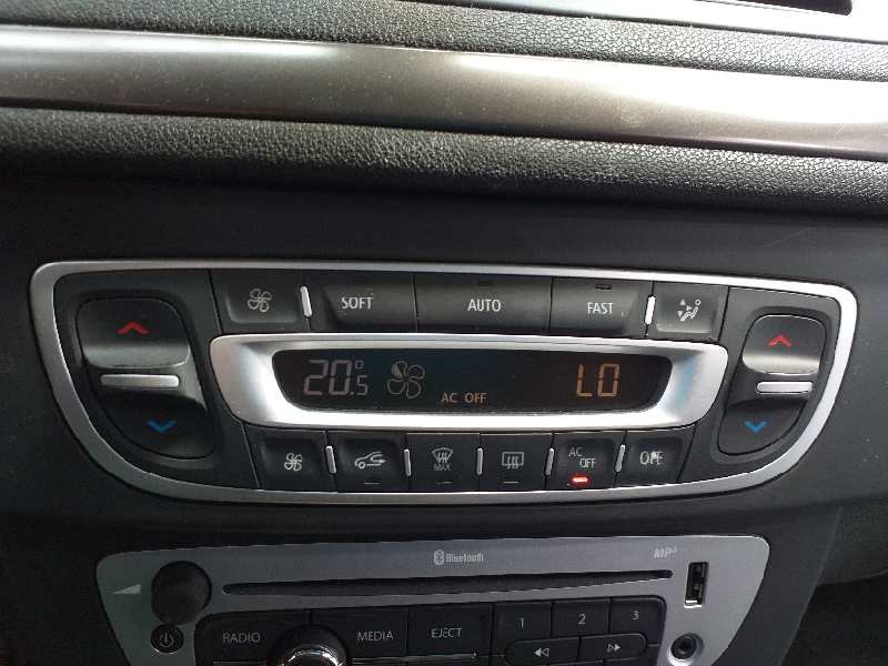 Recambio de mando climatizador para renault megane iii berlina 5 p business referencia OEM IAM 275103596R  