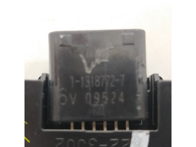 Recambio de mando multifuncion para lexus rx 450h referencia OEM IAM 113187727  