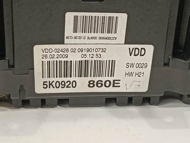Recambio de cuadro instrumentos para volkswagen golf vi (5k1) advance referencia OEM IAM 5K0920860E  