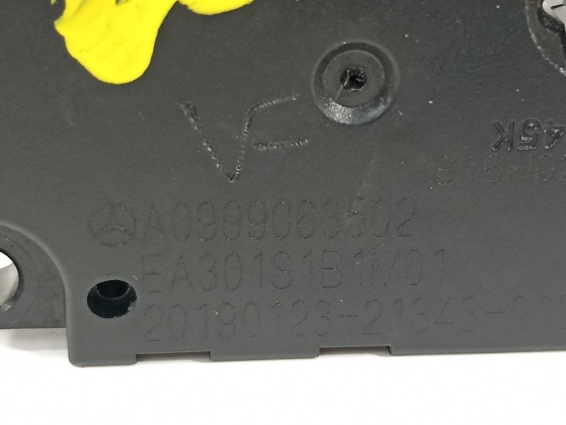 Recambio de motor apertura trampillas climatizador para mercedes-benz clase b (w247) 247 referencia OEM IAM A0999063502  