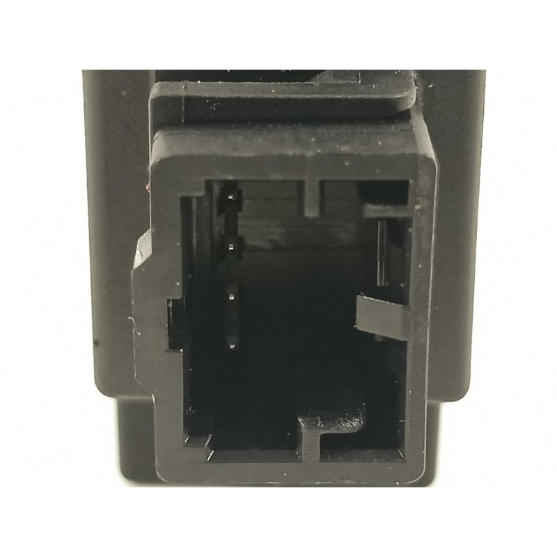 Recambio de motor apertura trampillas climatizador para mercedes-benz clase b (w247) 247 referencia OEM IAM A0999063502  