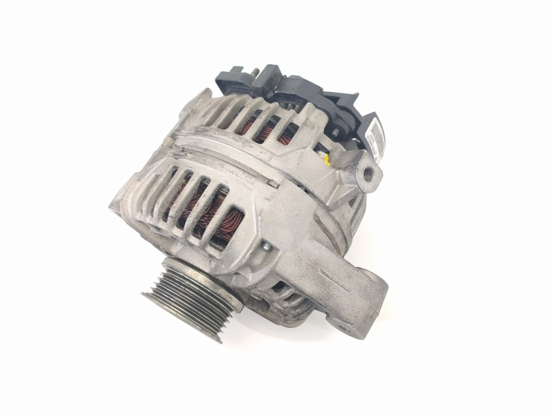 Recambio de alternador para opel astra g berlina sportive referencia OEM IAM 0124415002 600690 
