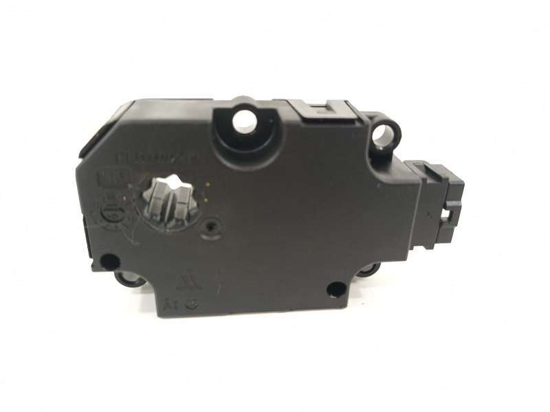 Recambio de motor apertura trampillas climatizador para mercedes-benz clase b (w247) 247 referencia OEM IAM A0999063502  
