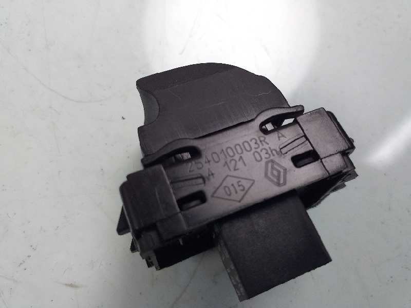 Recambio de mando elevalunas trasero derecho para renault megane iii berlina 5 p business referencia OEM IAM 254010003R  