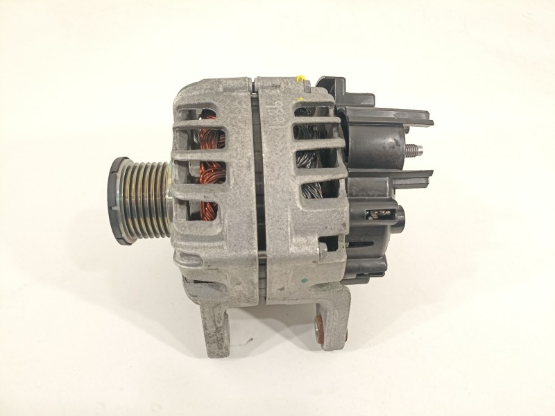 Recambio de alternador para renault clio v rja/be2/mt5ta08a5000 referencia OEM IAM 231008040R  