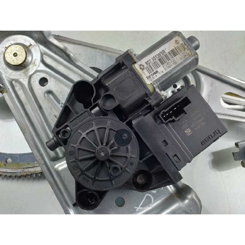 Recambio de elevalunas delantero derecho para renault megane iii berlina 5 p business referencia OEM IAM 807301396R 912462200 80