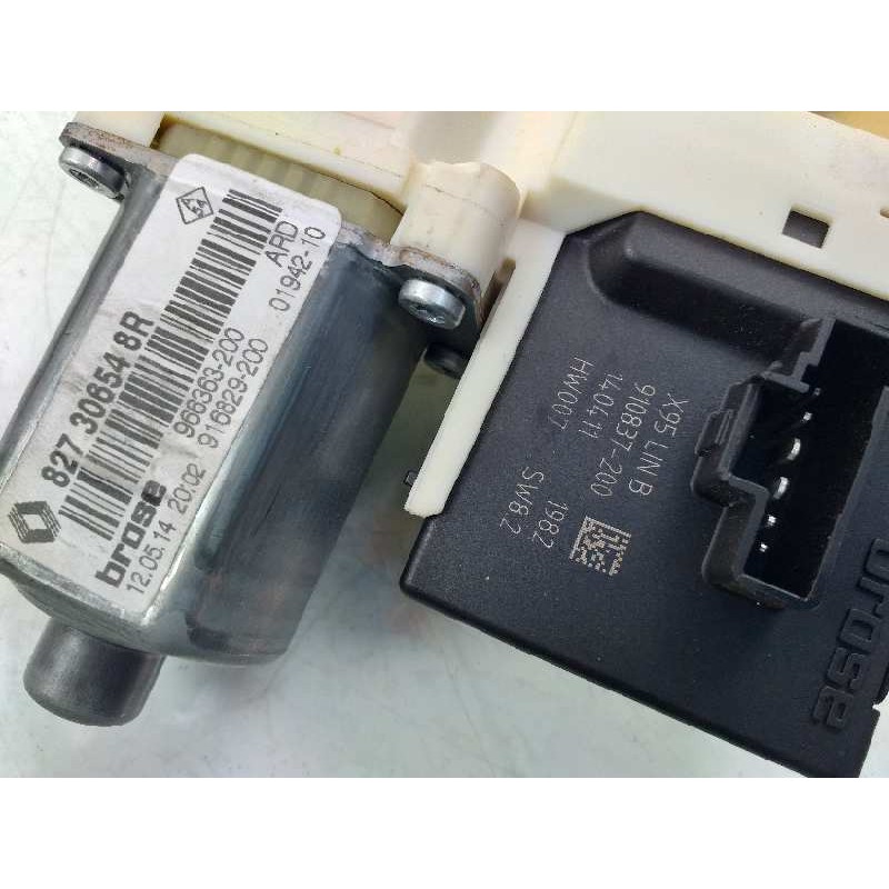 Recambio de elevalunas trasero derecho para renault megane iii berlina 5 p business referencia OEM IAM 827200003R 827306548R 130