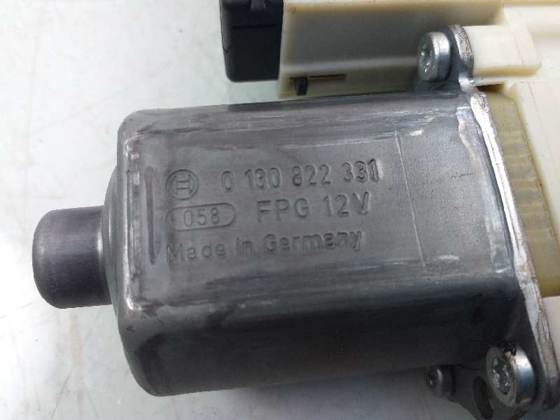 Recambio de elevalunas trasero derecho para renault megane iii berlina 5 p business referencia OEM IAM 827200003R 827306548R 130