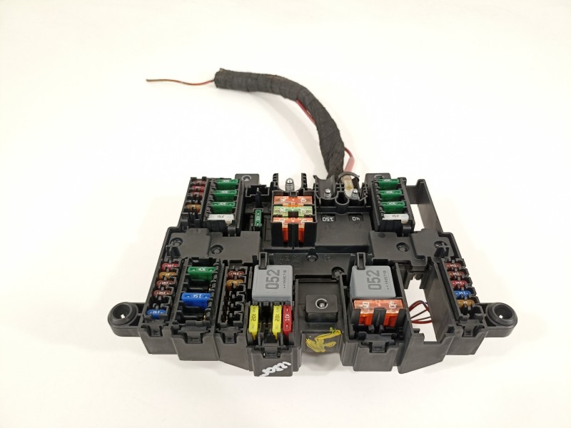 Recambio de caja reles / fusibles para mercedes-benz clase b (w247) 247 referencia OEM IAM A1779061302  