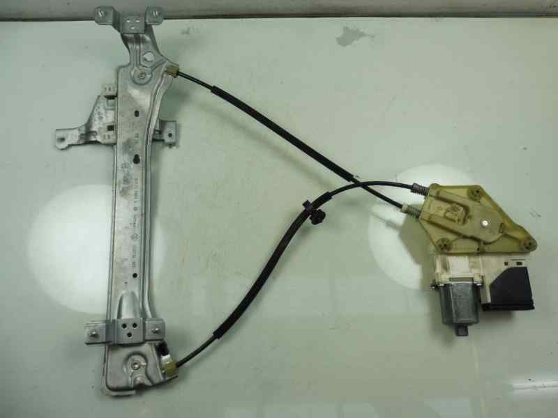 Recambio de elevalunas trasero izquierdo para renault megane iii berlina 5 p business referencia OEM IAM 827210003R 827310185R 