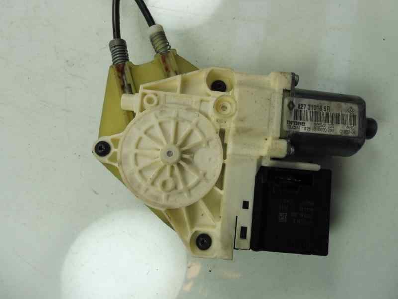 Recambio de elevalunas trasero izquierdo para renault megane iii berlina 5 p business referencia OEM IAM 827210003R 827310185R 