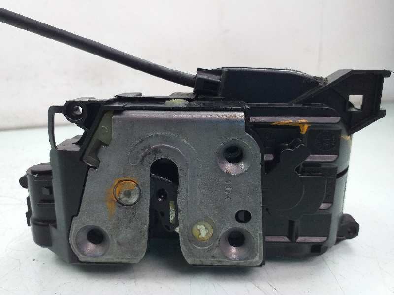 Recambio de cerradura puerta trasera derecha para renault megane iii berlina 5 p business referencia OEM IAM 825020002R  