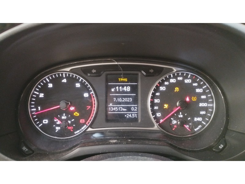 Recambio de cuadro instrumentos para audi a1 sportback (8xf) attraction referencia OEM IAM 8XA920930D  