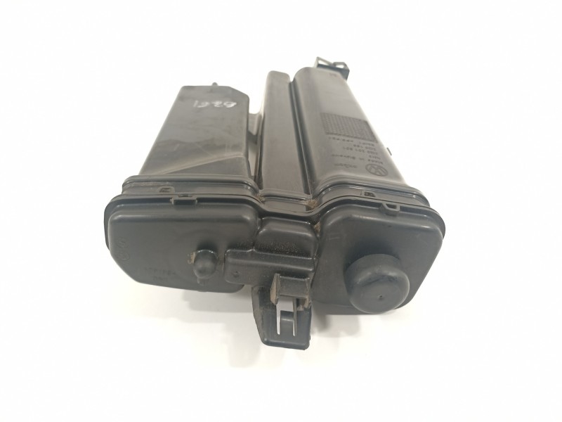 Recambio de filtro carbono activo para seat arona fr referencia OEM IAM 2Q0201801  