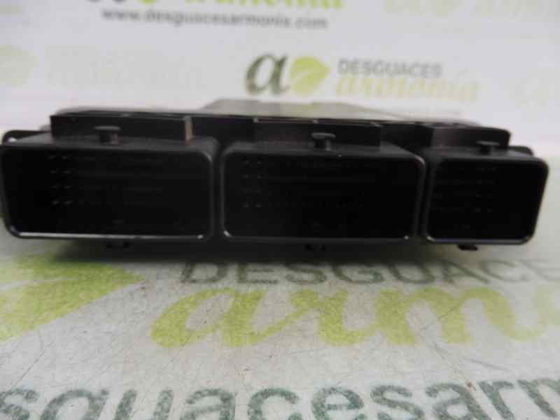 Recambio de centralita motor uce para renault clio iv dynamique referencia OEM IAM 237102748R 237102747R 0281019148