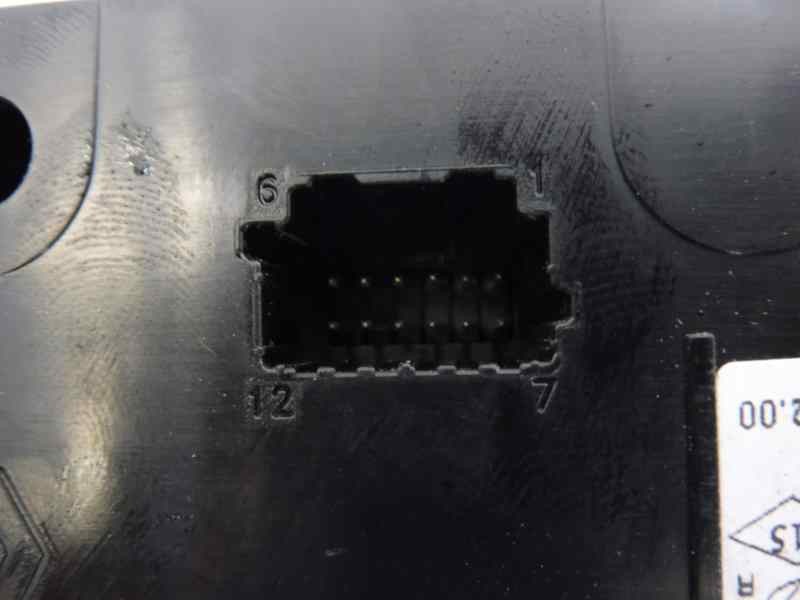 Recambio de mando climatizador para renault clio iv dynamique referencia OEM IAM 275108796R  