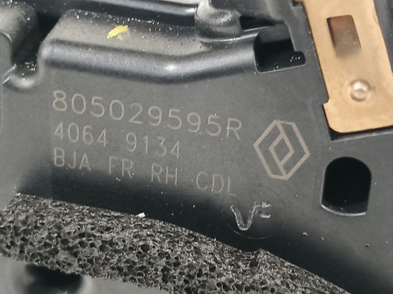 Recambio de cerradura puerta delantera derecha para renault clio v rja/be2/mt5ta08a5000 referencia OEM IAM 805029595R  