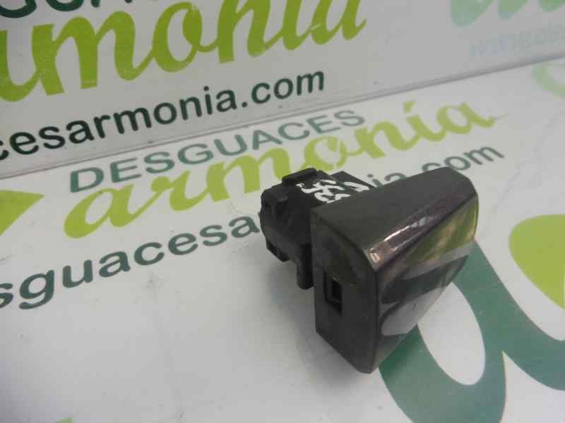 Recambio de maneta exterior trasera derecha para chevrolet orlando lt referencia OEM IAM   