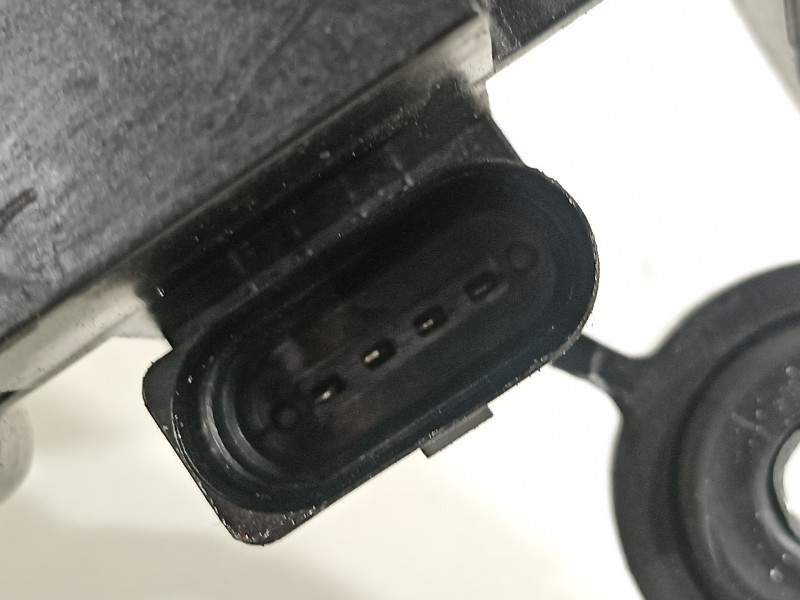 Recambio de motor limpia trasero para volkswagen golf vi (5k1) advance referencia OEM IAM 5K6955711A  