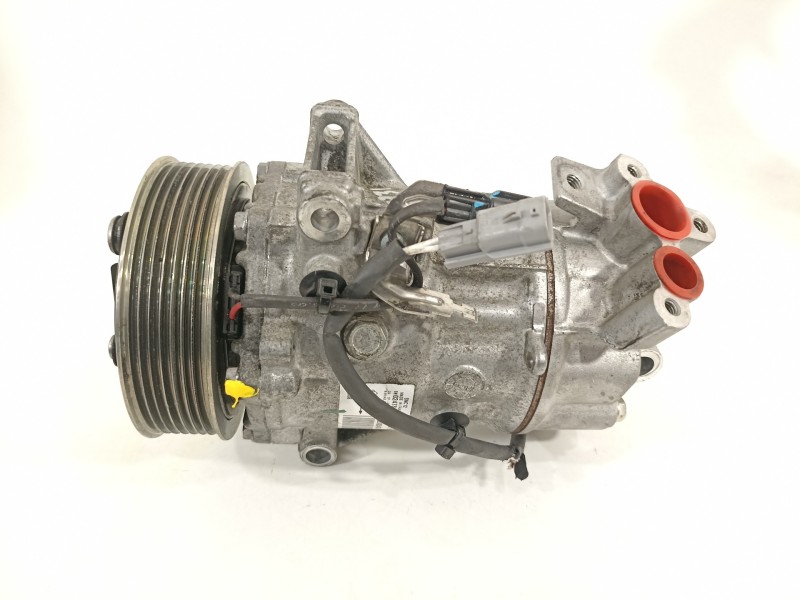 Recambio de compresor aire acondicionado para renault clio v rja/be2/mt5ta08a5000 referencia OEM IAM 926005450R  