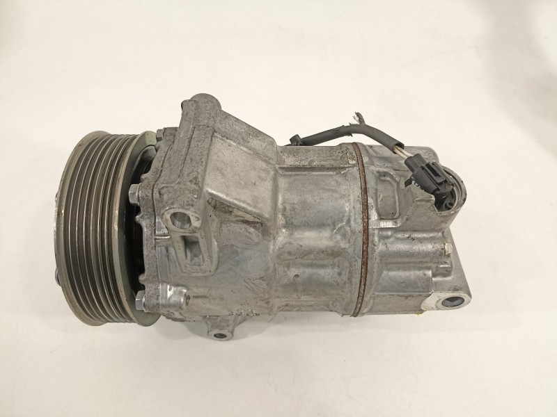 Recambio de compresor aire acondicionado para renault clio v rja/be2/mt5ta08a5000 referencia OEM IAM 926005450R  