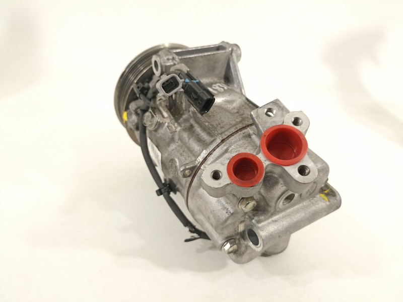 Recambio de compresor aire acondicionado para renault clio v rja/be2/mt5ta08a5000 referencia OEM IAM 926005450R  