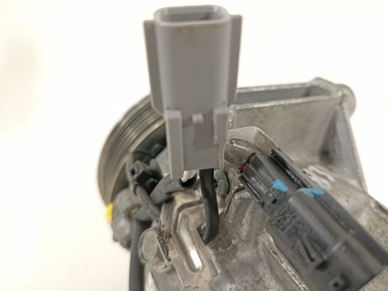 Recambio de compresor aire acondicionado para renault clio v rja/be2/mt5ta08a5000 referencia OEM IAM 926005450R  