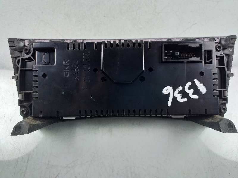 Recambio de mando climatizador para mercedes-benz clase c (w203) berlina 180 compressor (203.046) referencia OEM IAM 2038301785 