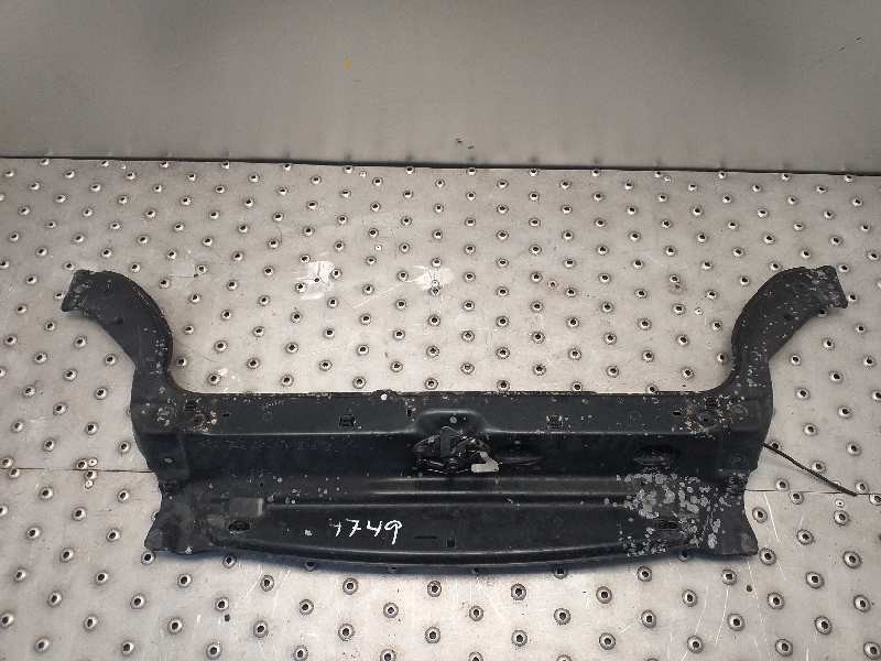 Recambio de travesaño superior para citroën berlingo 2.0 hdi sx plus familiar referencia OEM IAM   