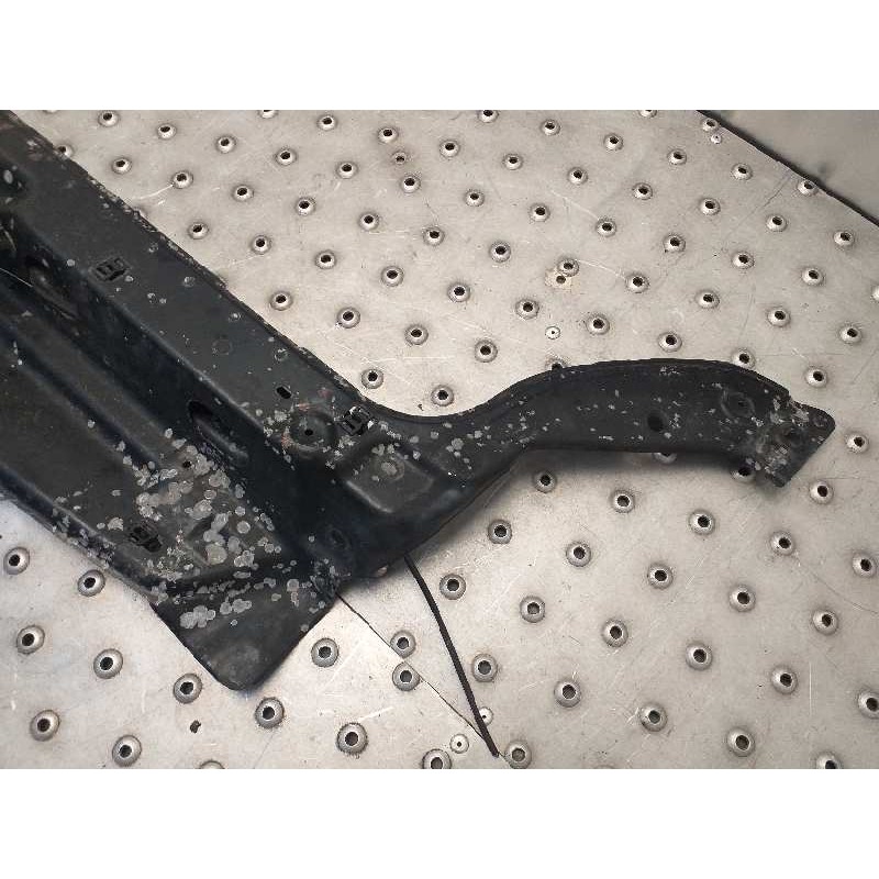 Recambio de travesaño superior para citroën berlingo 2.0 hdi sx plus familiar referencia OEM IAM   