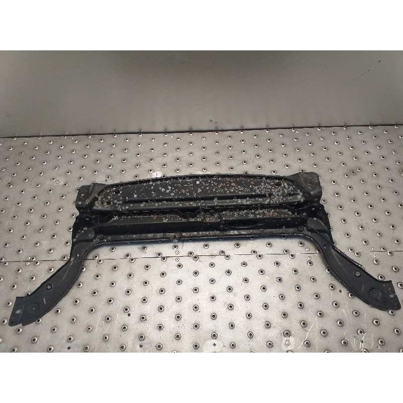 Recambio de travesaño superior para citroën berlingo 2.0 hdi sx plus familiar referencia OEM IAM   