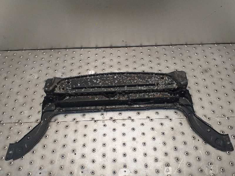 Recambio de travesaño superior para citroën berlingo 2.0 hdi sx plus familiar referencia OEM IAM   