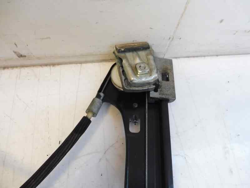 Recambio de elevalunas delantero izquierdo para mercedes-benz clase c (w203) berlina 180 compressor (203.046) referencia OEM IAM