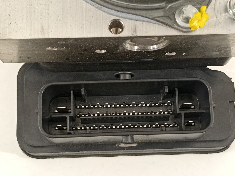 Recambio de abs para renault clio v rja/be2/mt5ta08a5000 referencia OEM IAM 476607421R 970112 0265956794