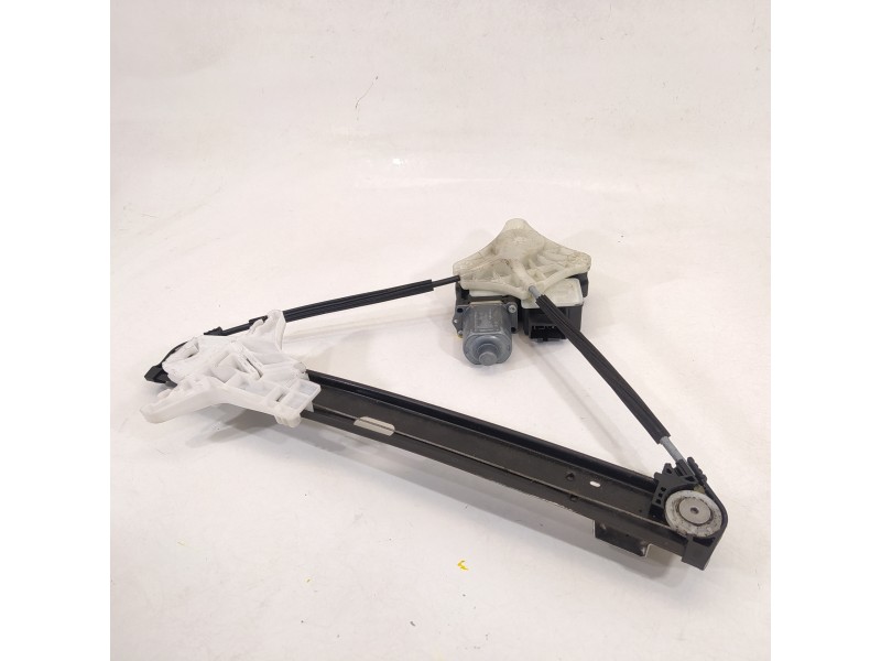 Recambio de elevalunas trasero derecho para seat arona fr referencia OEM IAM 6F0839462A 5Q0959812D 