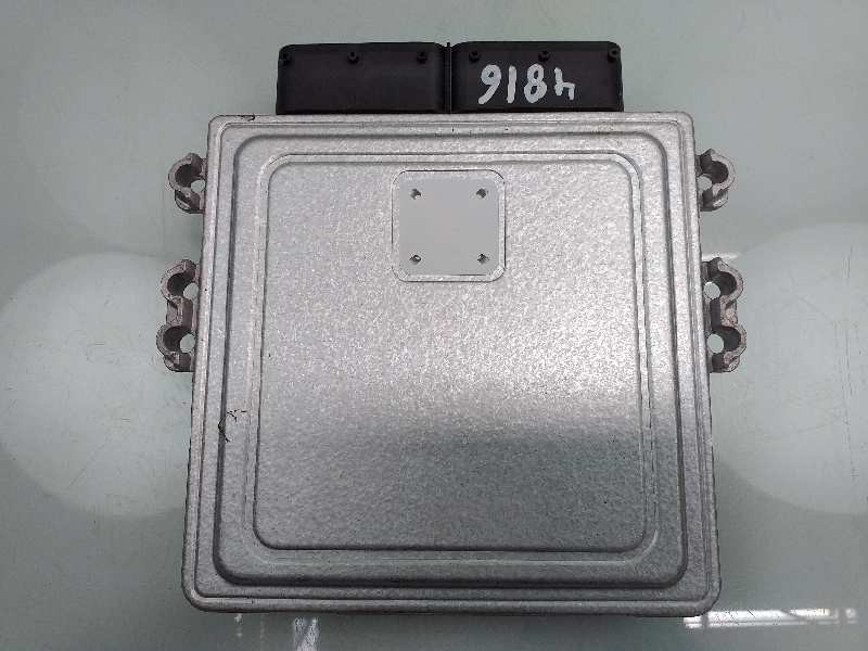 Recambio de centralita motor uce para hyundai i30 (pd) go! referencia OEM IAM 391992U000 9001230068KF 1C94716X