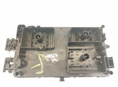 Recambio de caja reles / fusibles para opel insignia berlina cosmo referencia OEM IAM 13275881 13255300  2