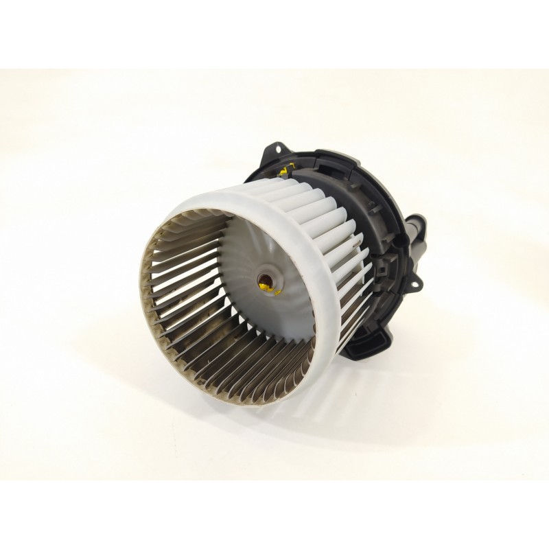 Recambio de ventilador calefaccion para renault clio v rja/be2/mt5ta08a5000 referencia OEM IAM 593019235 5930EQ 352150