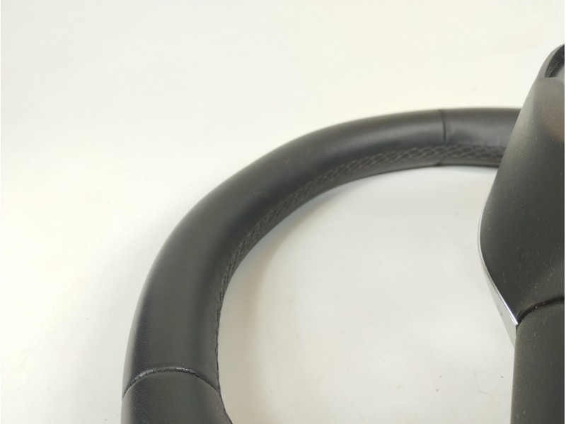 Recambio de volante para renault clio v rja/be2/mt5ta08a5000 referencia OEM IAM 484002607R  