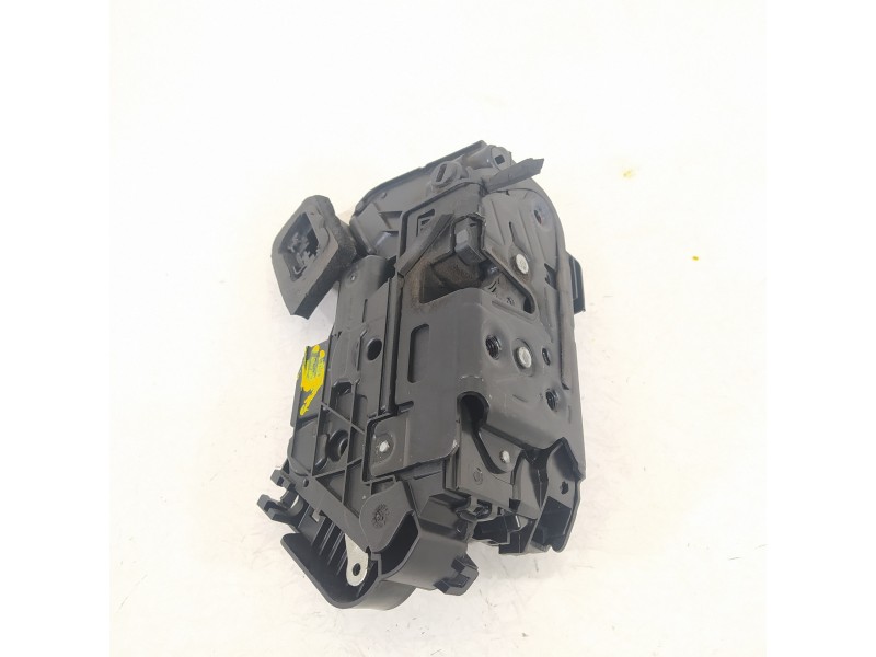 Recambio de cerradura puerta trasera derecha para seat arona fr referencia OEM IAM 5TA839016E  