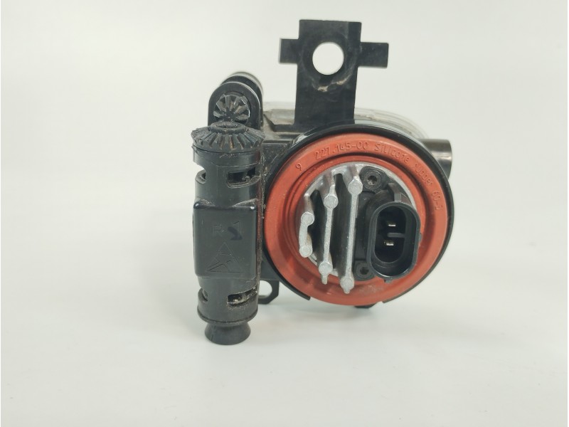 Recambio de faro antiniebla derecho para renault clio v rja/be2/mt5ta08a5000 referencia OEM IAM 261504122R 1NL2500 1NL013712