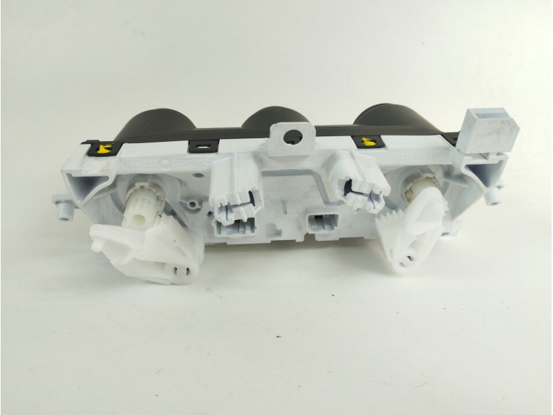 Recambio de mando calefaccion / aire acondicionado para renault clio v rja/be2/mt5ta08a5000 referencia OEM IAM 275107544R RN009C