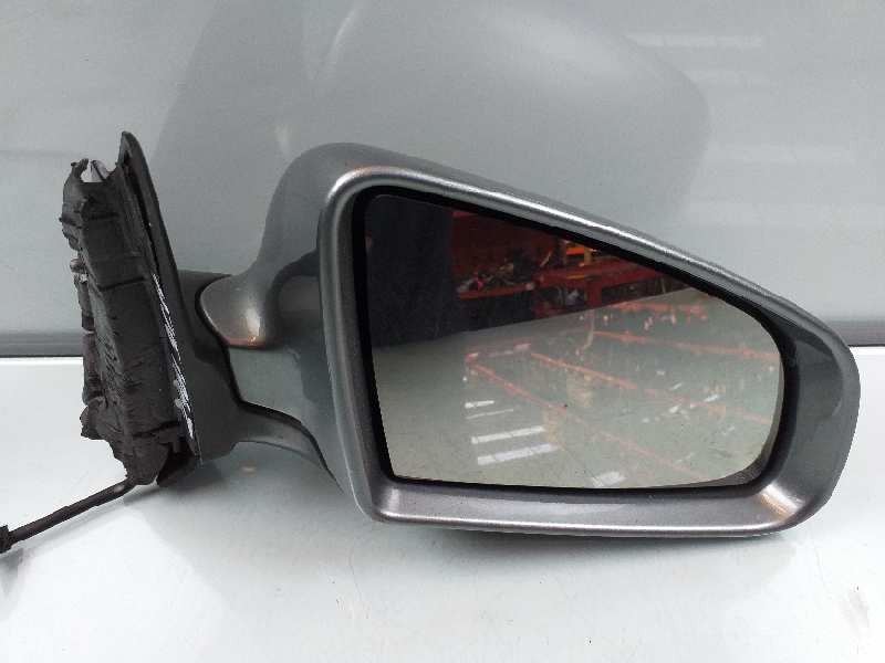 Recambio de retrovisor derecho para audi a4 berlina (8e) 2.0 tdi 16v (103kw) referencia OEM IAM   