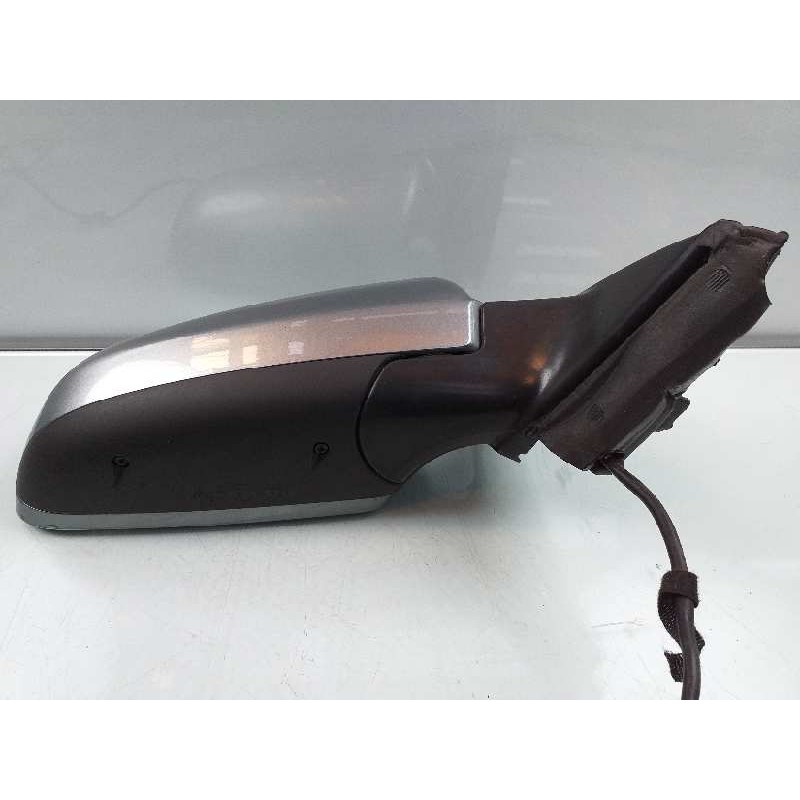 Recambio de retrovisor derecho para audi a4 berlina (8e) 2.0 tdi 16v (103kw) referencia OEM IAM   